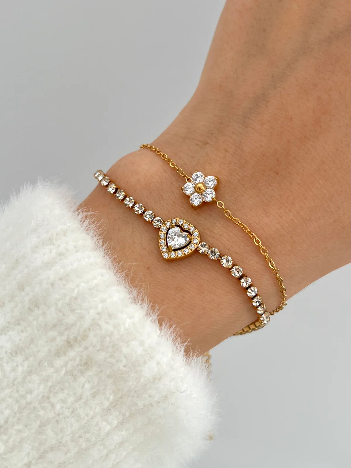 Sparkling Petunia Chain Bracelet