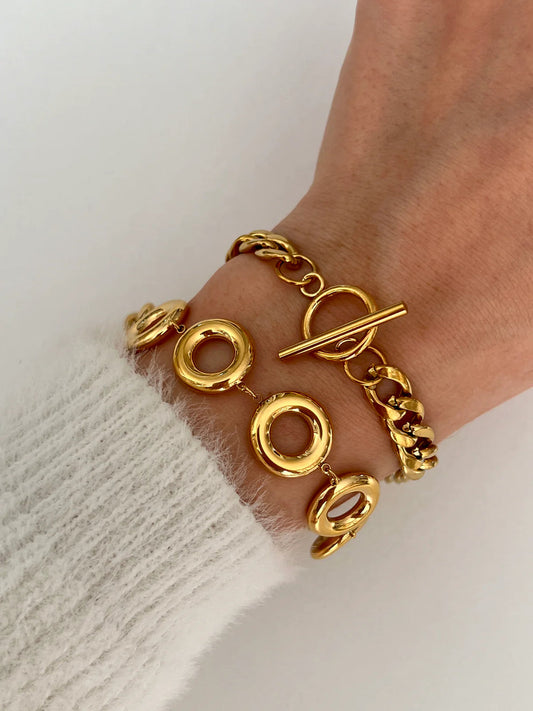 Toggle Chain Bracelet