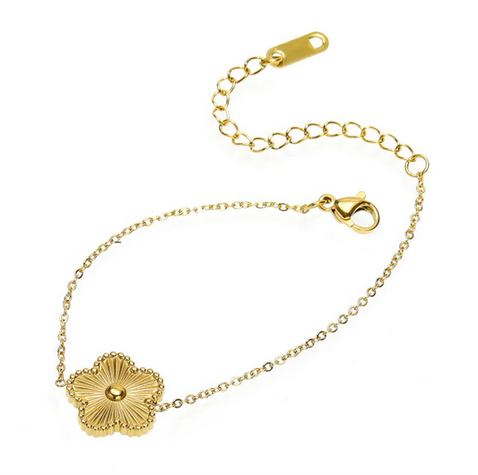 Solitaire Golden Flower Bracelet