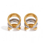 Ear cuffs Rouse Doree de diseño triple en tonos oro y plata con acabado metálico brillante y estilo moderno
