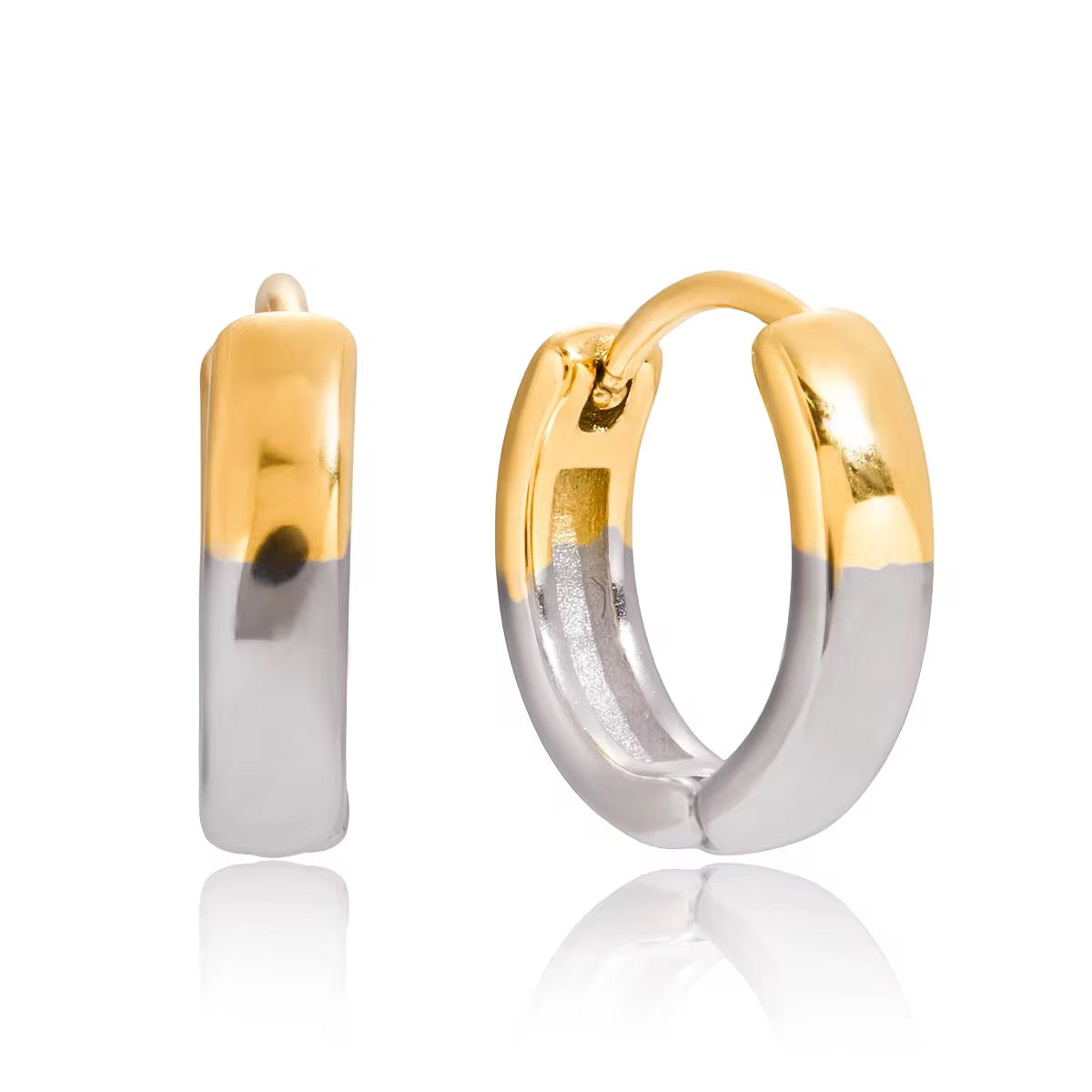 Rouse Doree small hoop earrings with bicolor design in gold and silver finish of minimalist style